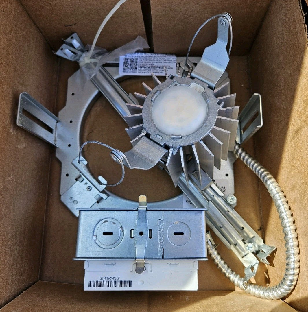 Lithonia Recess Lighting LDN6 40/30 120-277v 6" 4000k Gz10 NEW Save 25%