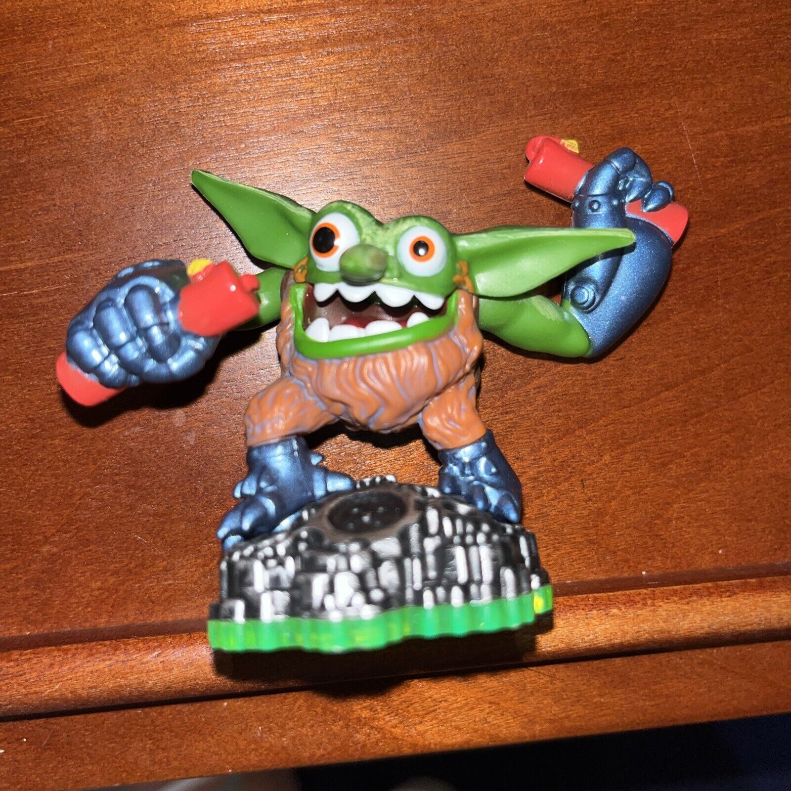 Skylanders Boomer With Stickers And Cards ￼
