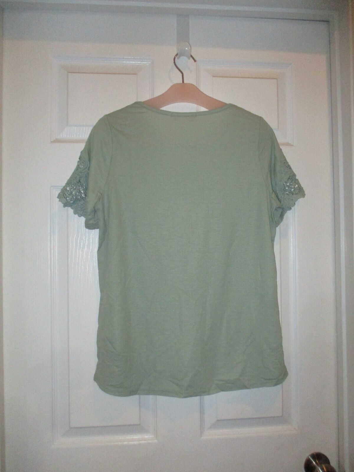 Hailey & Co Mint Green Blouse with Lace Small NEW