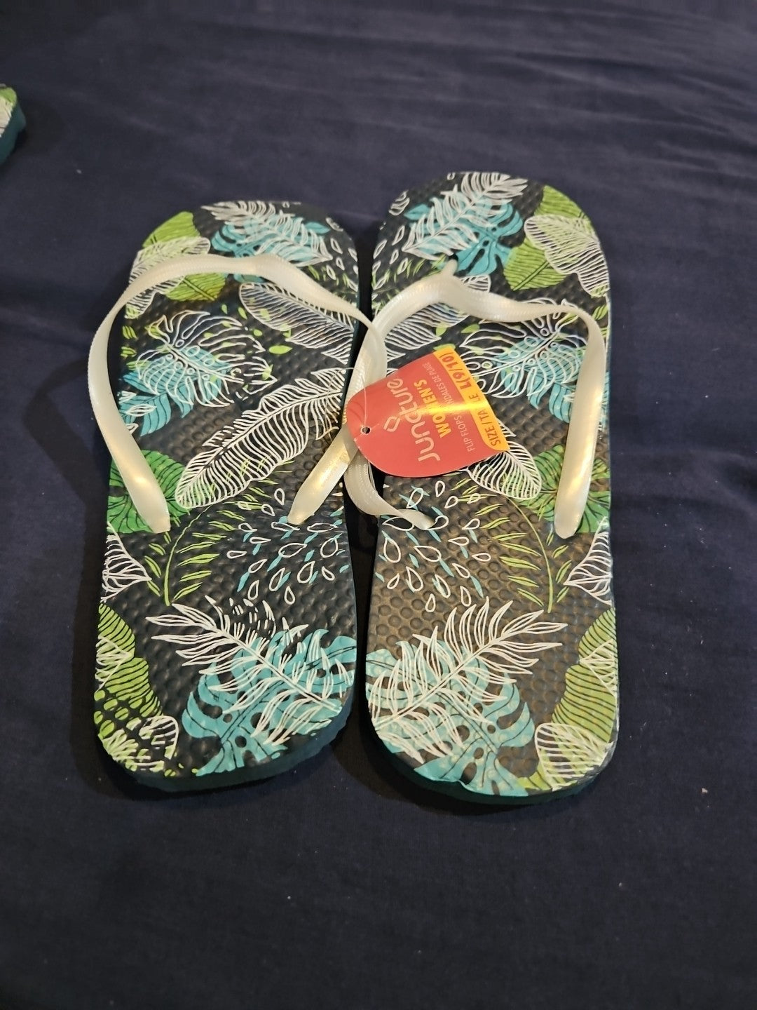 Women’s Flip Flops Size 9/10 