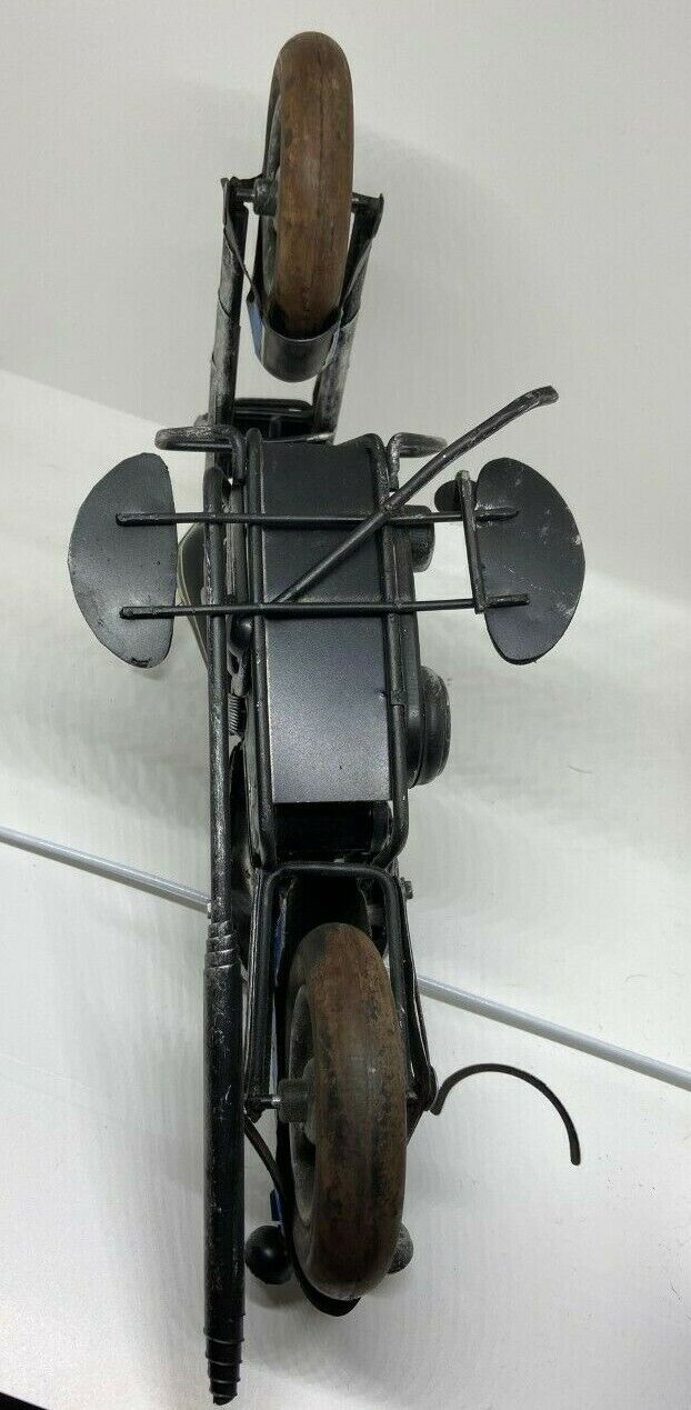 Rustic Harley-Davidson 15" x 9" x 5"