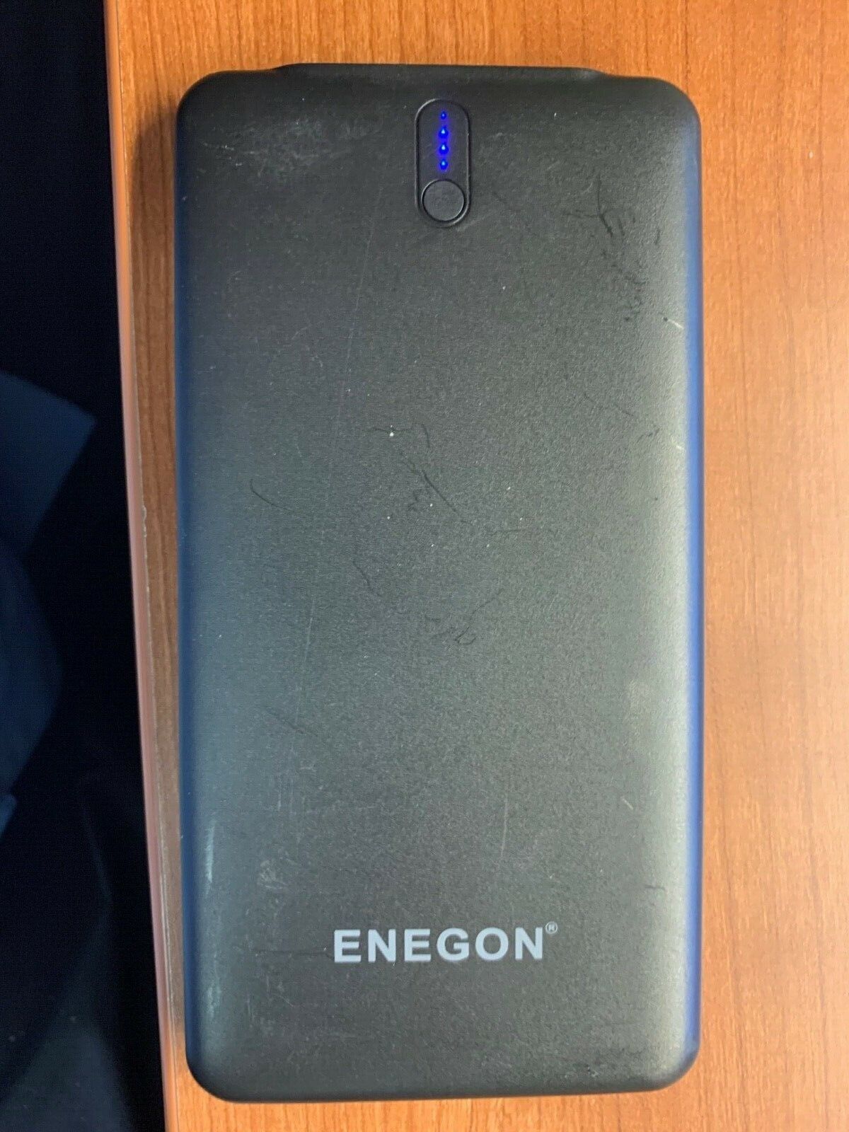 ENEGON PB-10000 Dual Port Cellphone Charging Battery 10000 mAh 37W 2.1A -Used