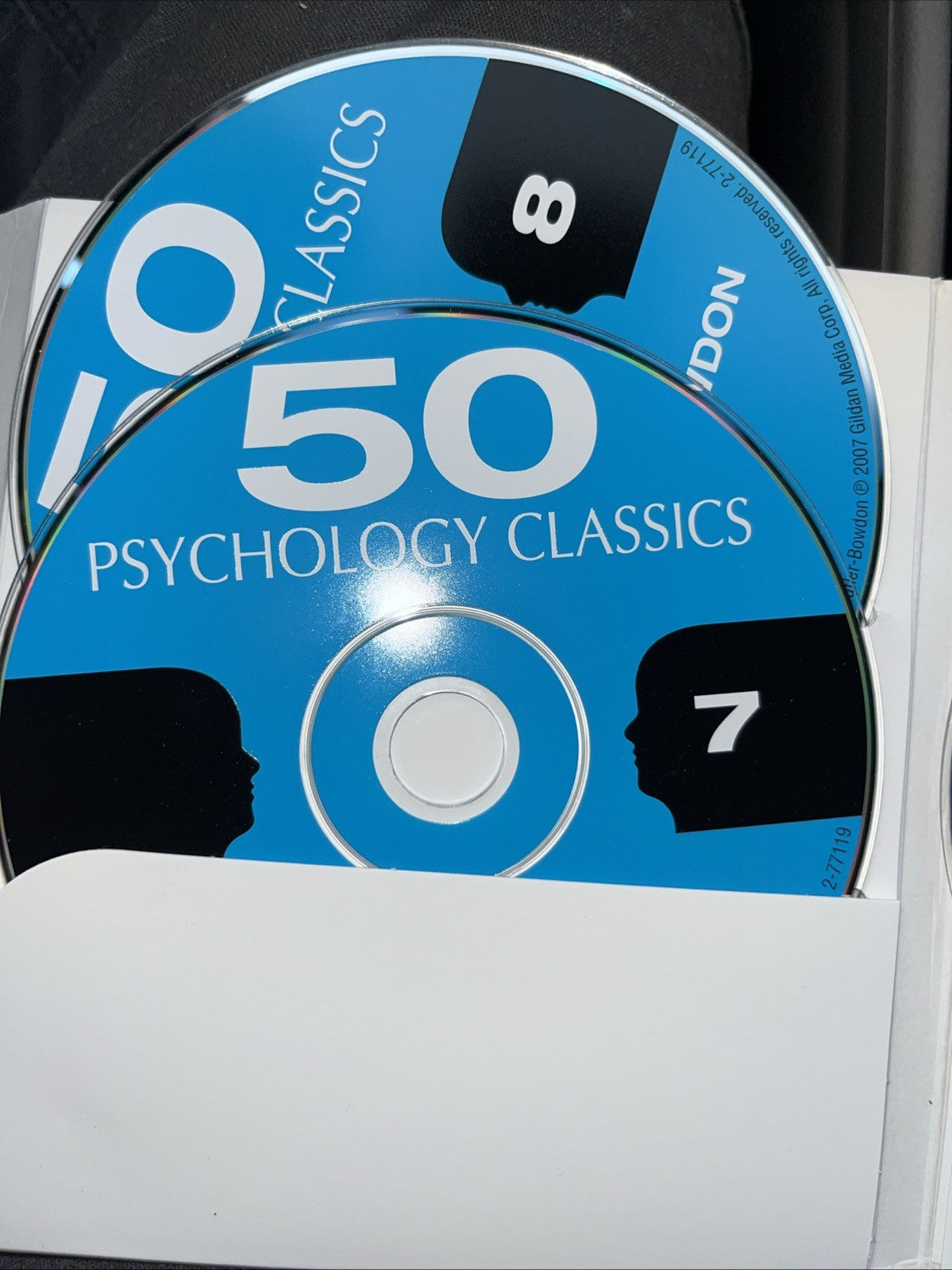50 Psychology Classics : Who We Are, How We Think, What We Do by Tom...