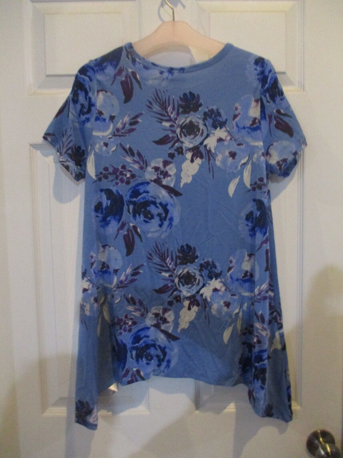 LuLaRoe NWT Melissa Blue Purple Floral Small