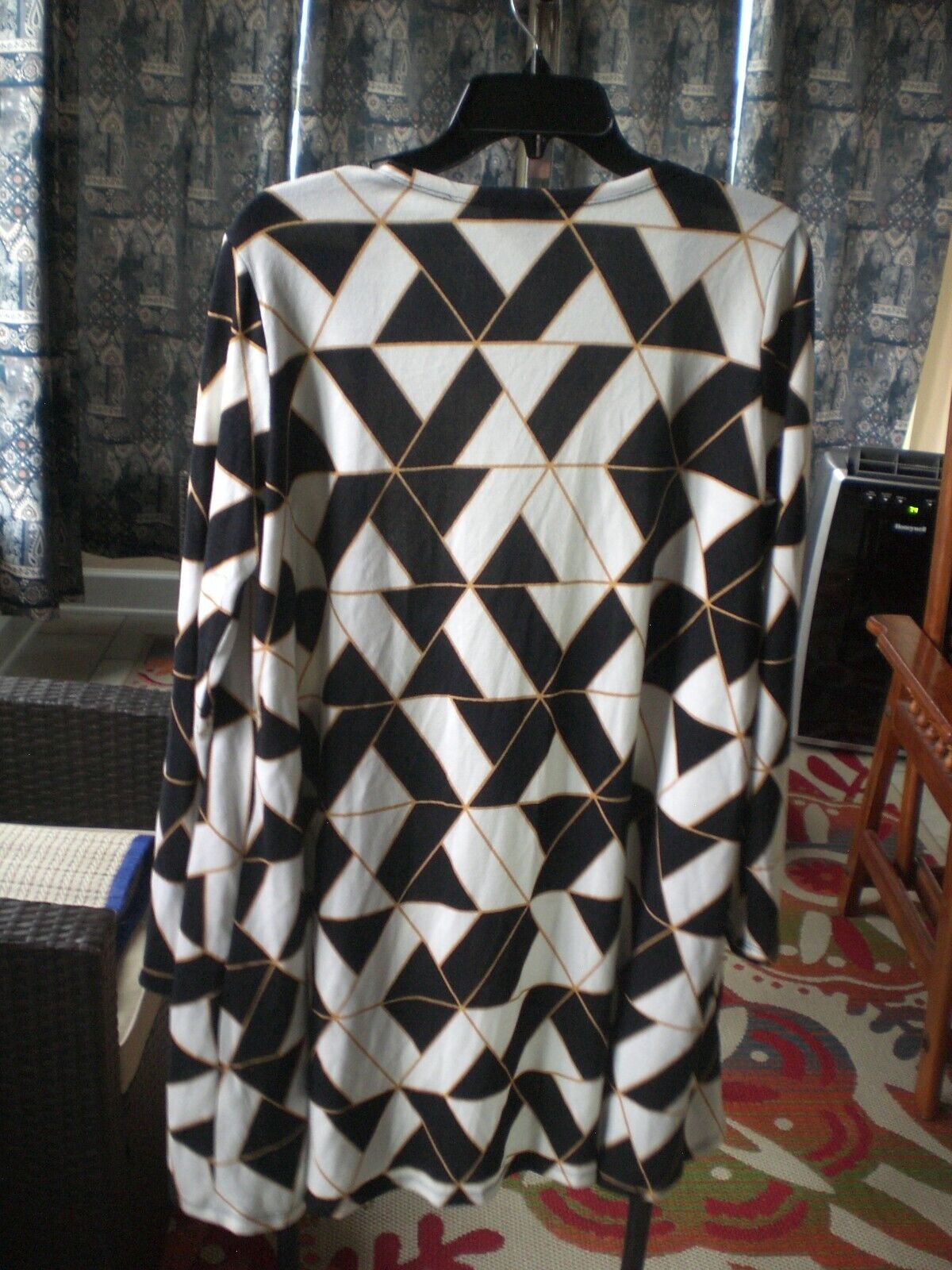 NWT LuLaRoe Black White Caroline Cardigan Sweater Cover Up SMALL