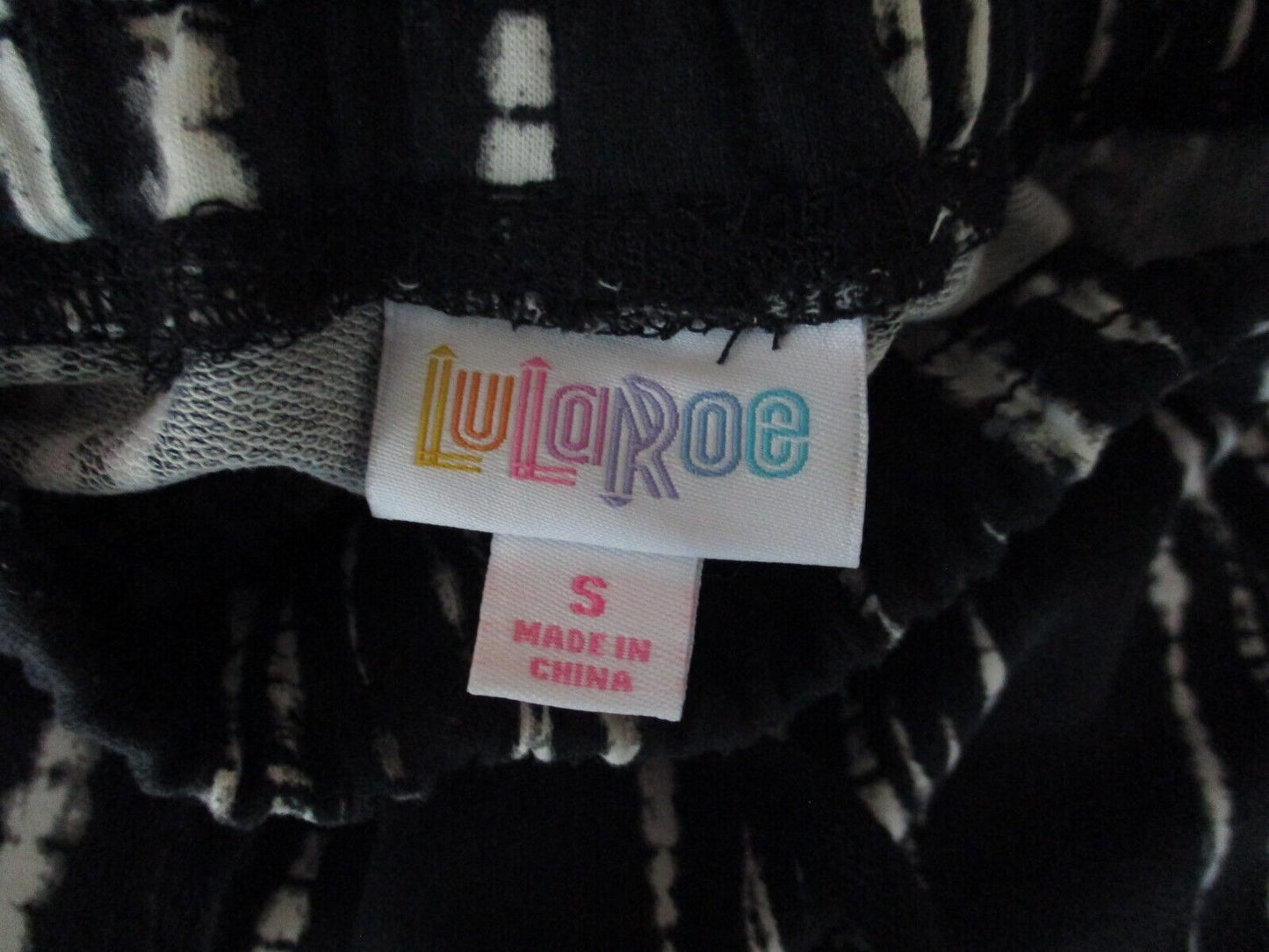 LuLaRoe Jax NWOT SMALL Black White Gray Joggers Sweatpants