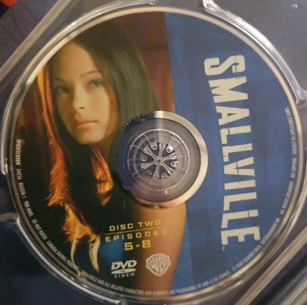 Smallville - Season 2 (DVD, 2004, 6-Disc Set)  Tested. Box Wear