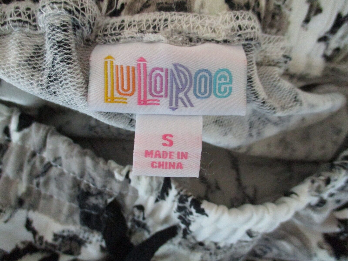 LuLaRoe NWOT Jax SMALL Black Gray White Floral Joggers Sweatpants