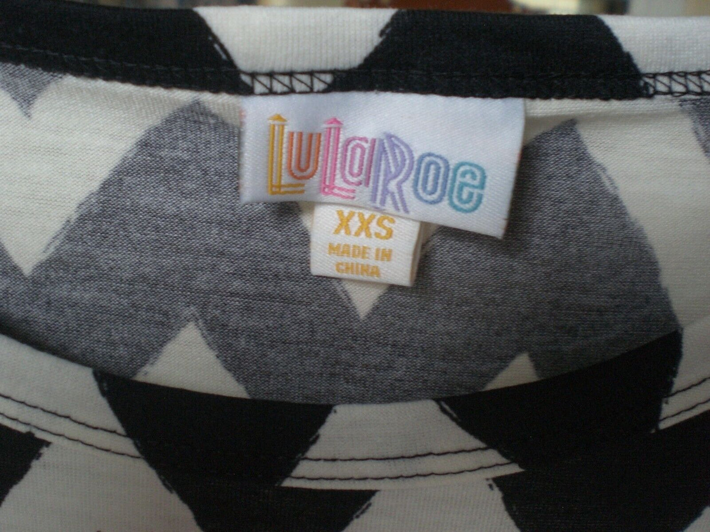 NWT LuLaRoe Black White Chevron Irma Shirt Top Blouse Tunic XXS