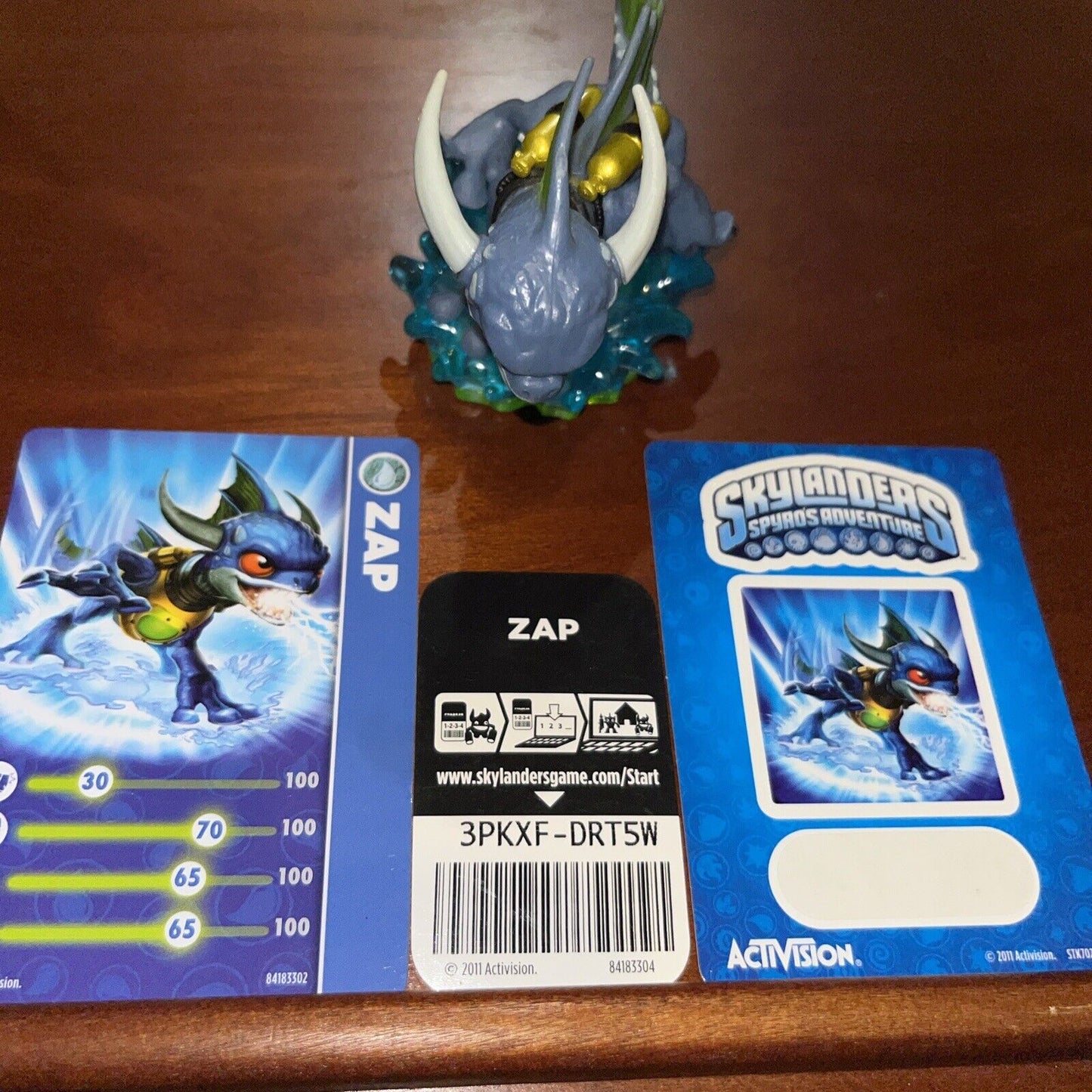 Skylanders Zap w/ Stickers And Cards