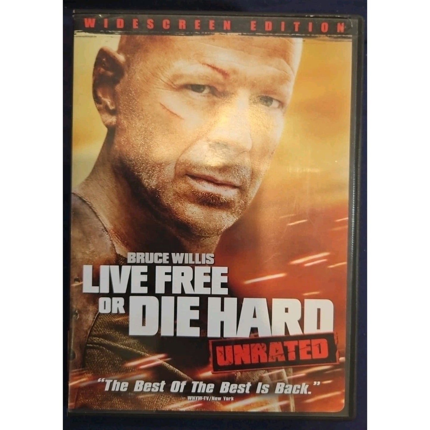 * Live Free Or Die Hard - Bruce Willis - DVD   VERY GOOD