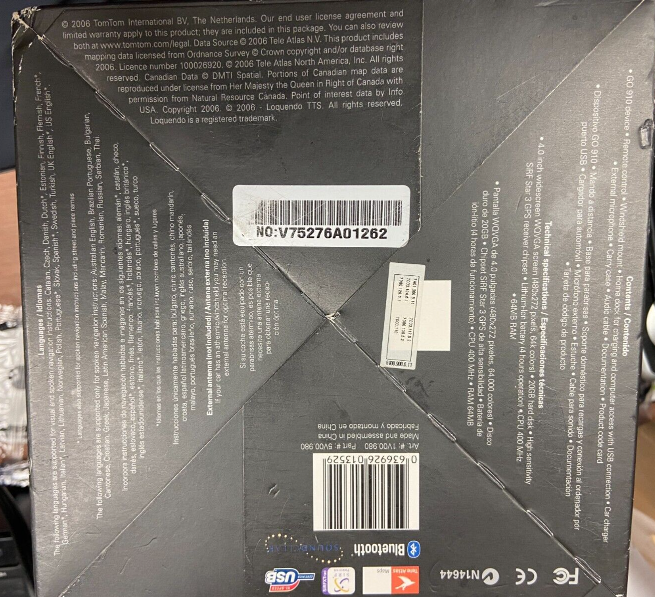 TomTom GO 730 - US & Canada Automotive Mountable GPS UNIT + Bundle