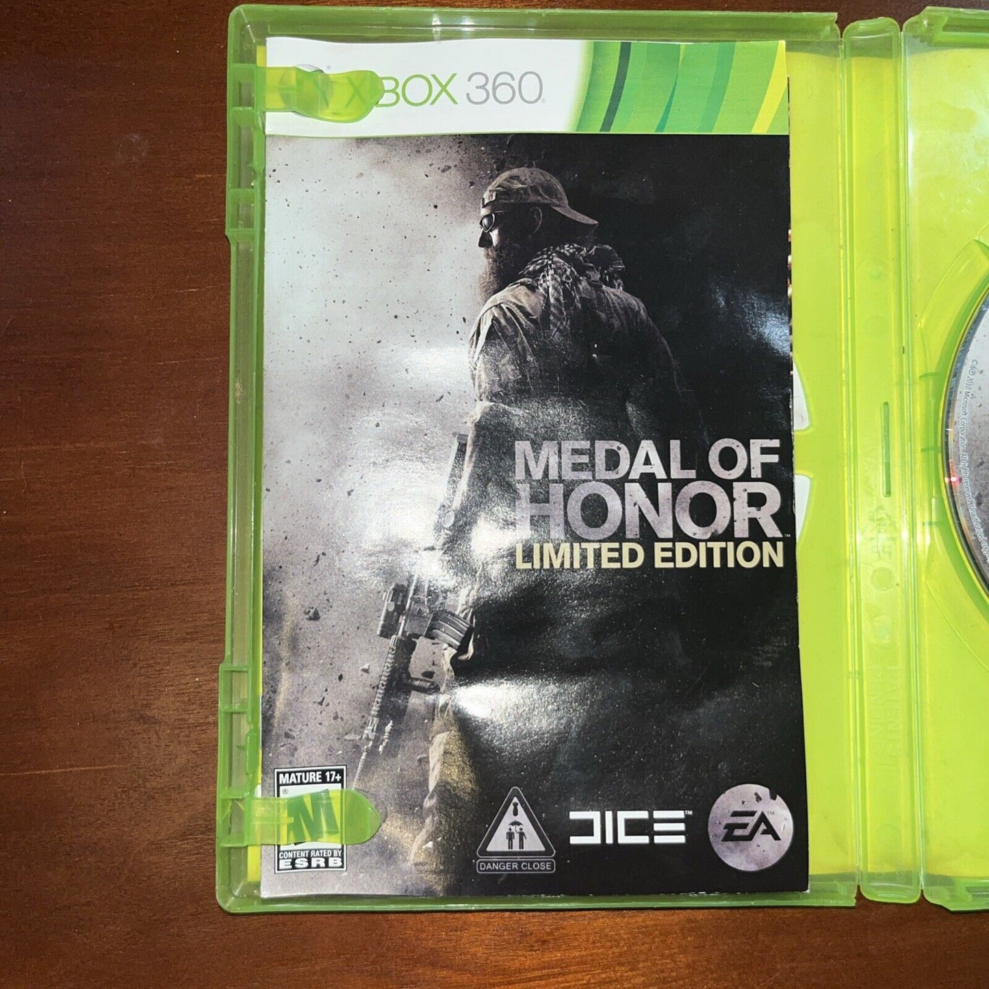 Medal of Honor -- Limited Edition - Xbox 360 - Worn Artwork. Tested. New Case