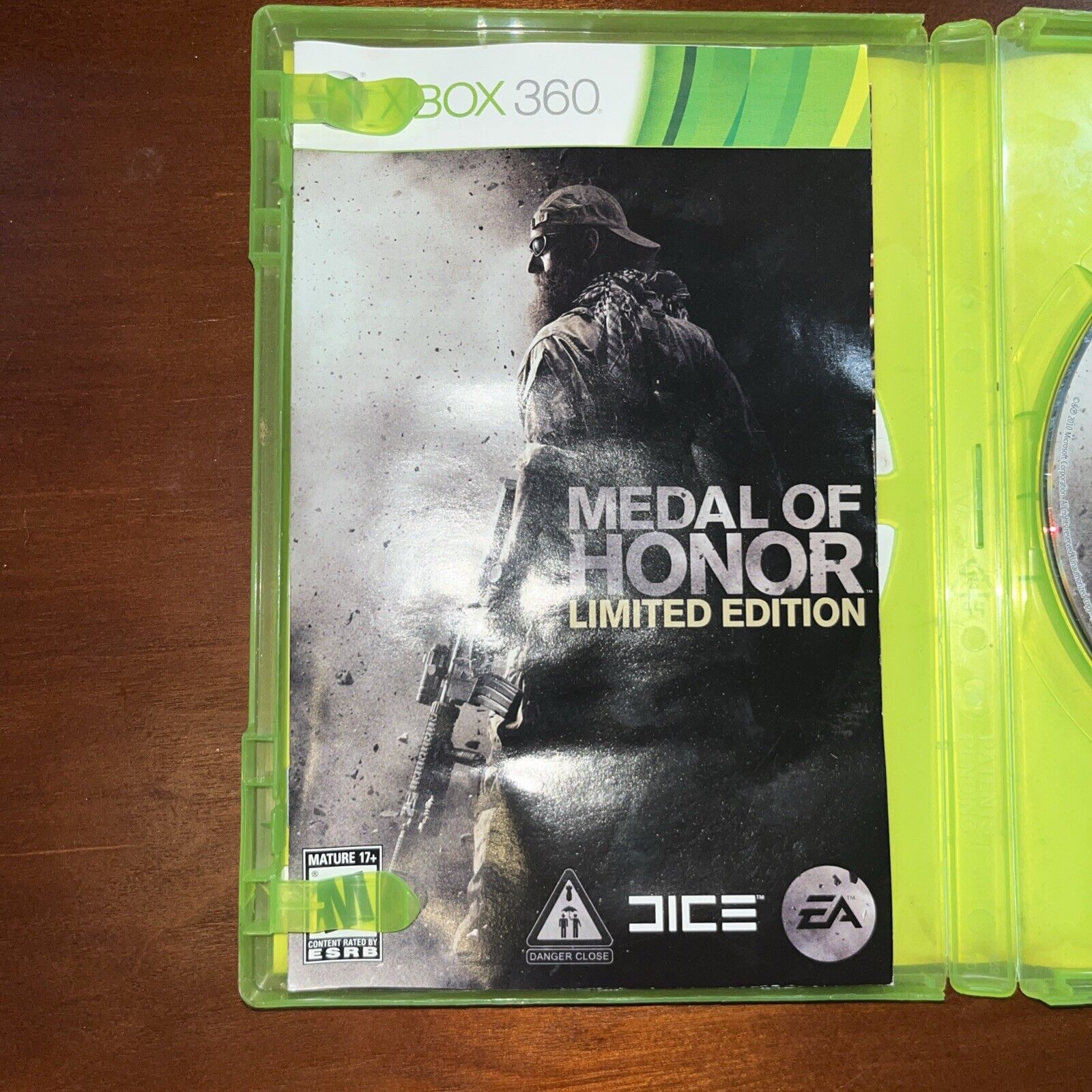 Medal of Honor -- Limited Edition - Xbox 360 - Worn Artwork. Tested. New Case