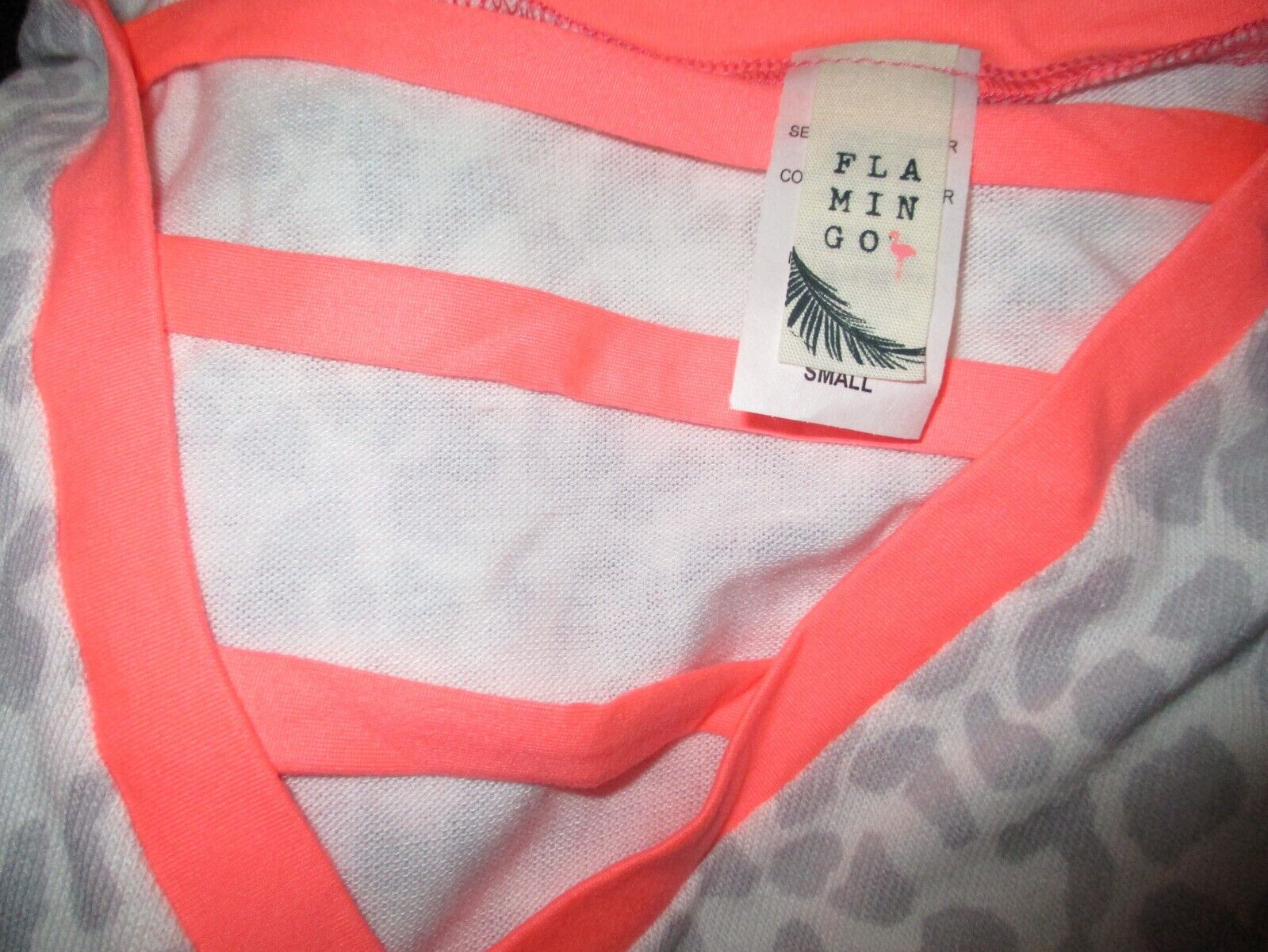NEW Flamingo Top Gray White Neon Pink Animal Print Small