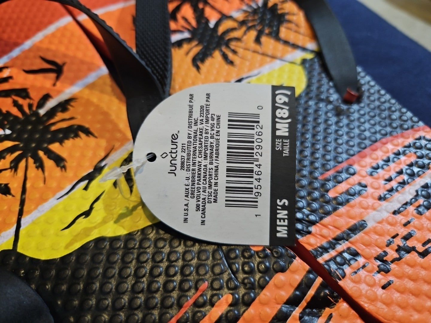 Juncture Men's Flip Flops Size 8/9 - Brand New