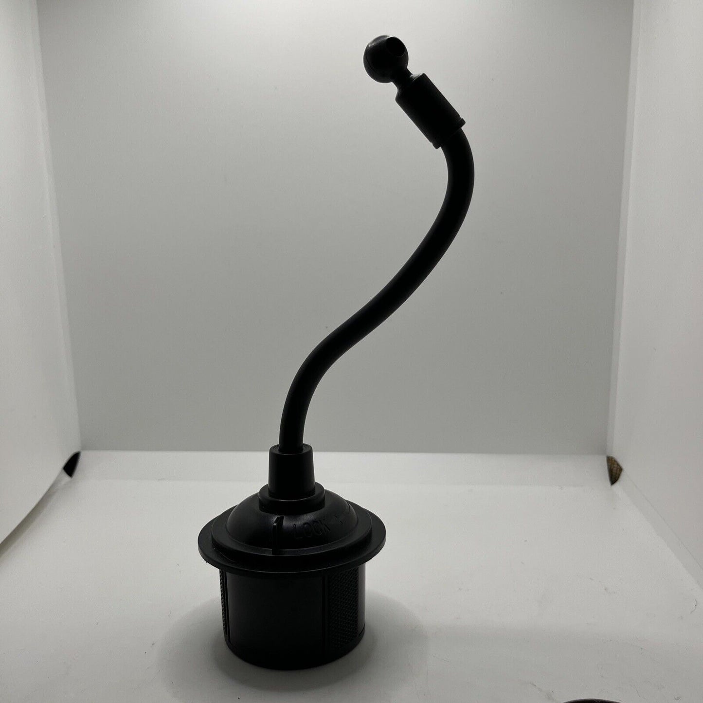 Garmin nüvi 255W 4.3 inch GPS Bundle Mount, US/Canada 2024 Maps, Charger, 8GB SD