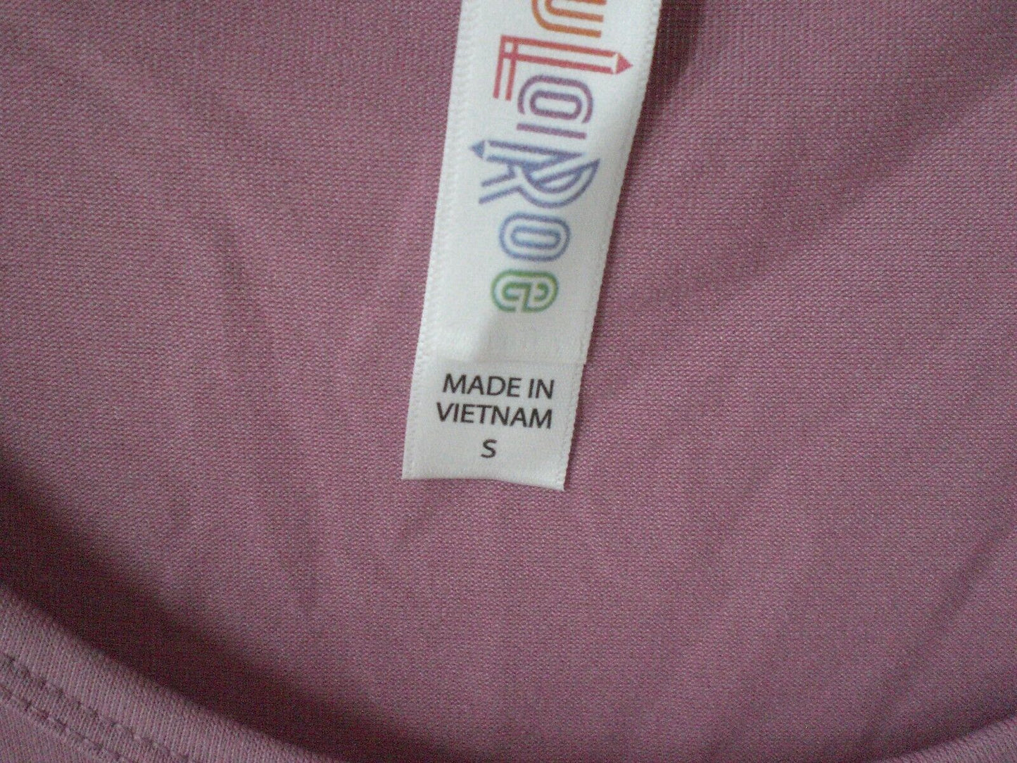 LuLaRoe Classic T Shirt Top Blouse Hi Lo Tunic Mauve Pink Solid SMALLNWT