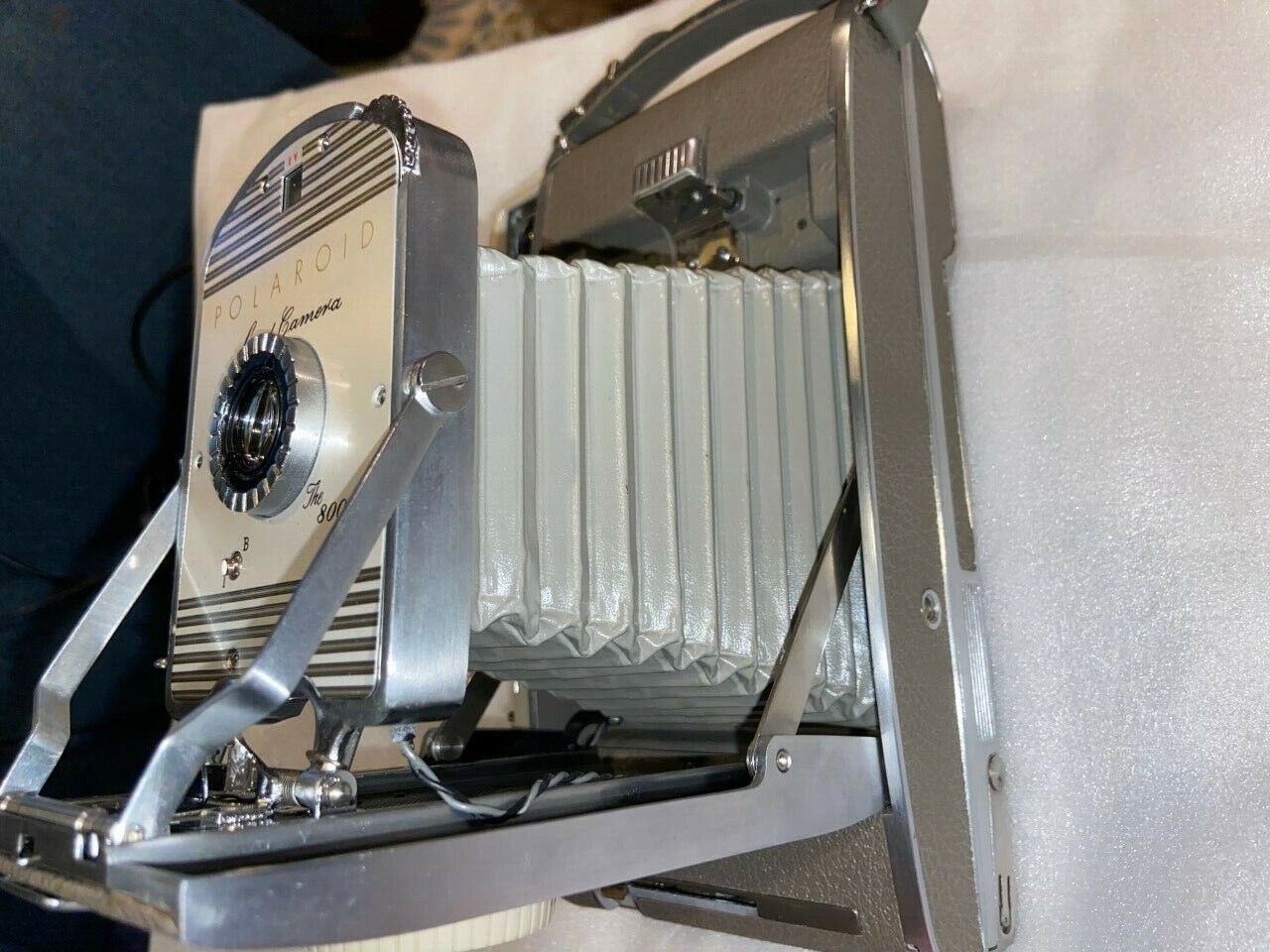 Polaroid 800 Vintage Camera - Not Tested - No Film