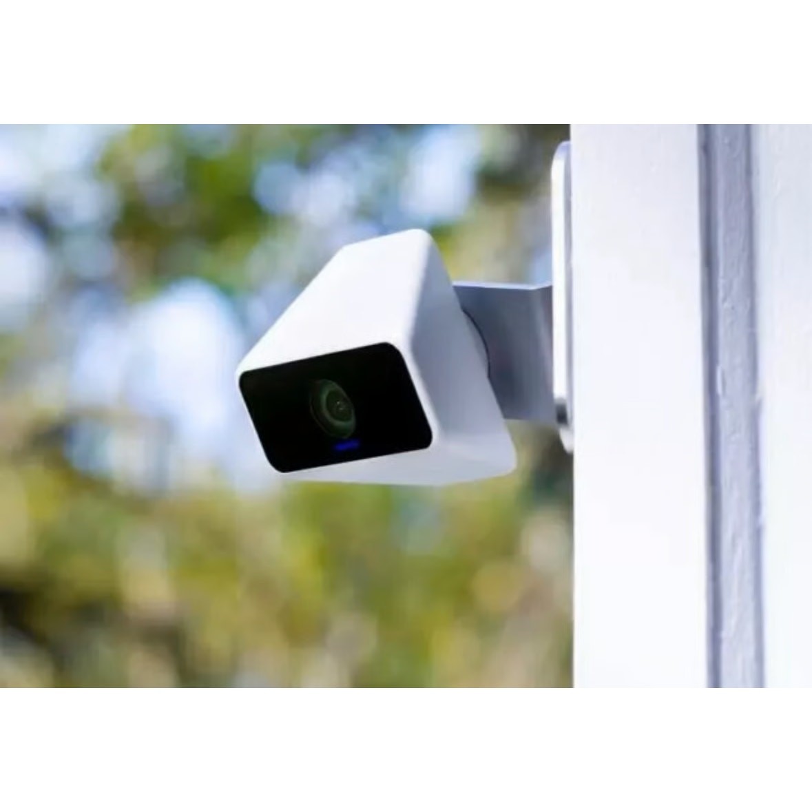 Xfinity Wireless 720P HD Weather Resistant Security Camera XHC1